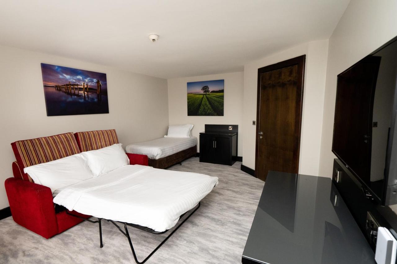 Redcastle Hotel 4*