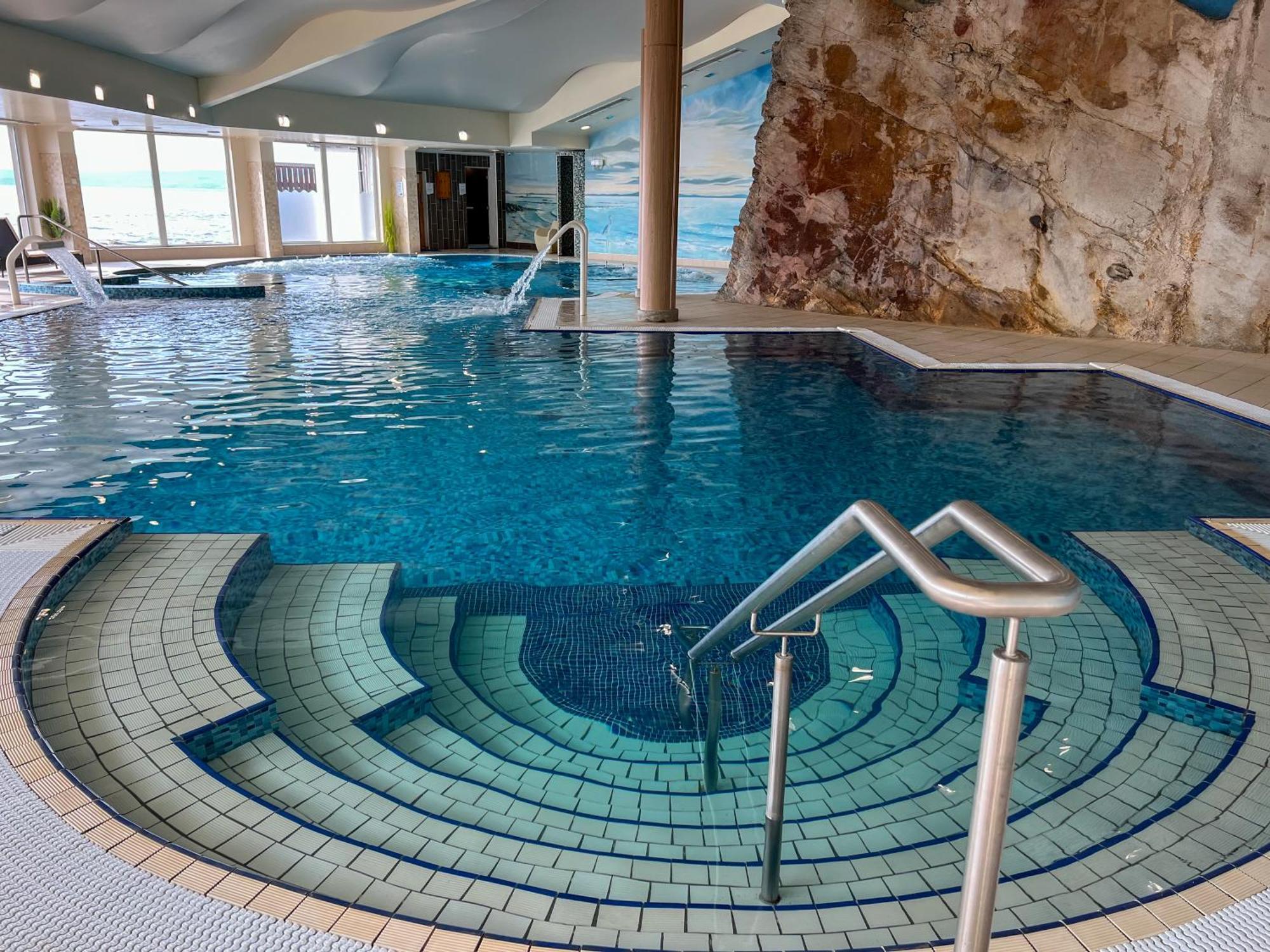 Hotel Redcastle